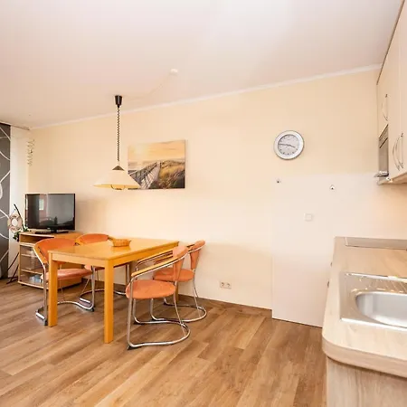 Apartment Trafalgar 330 *